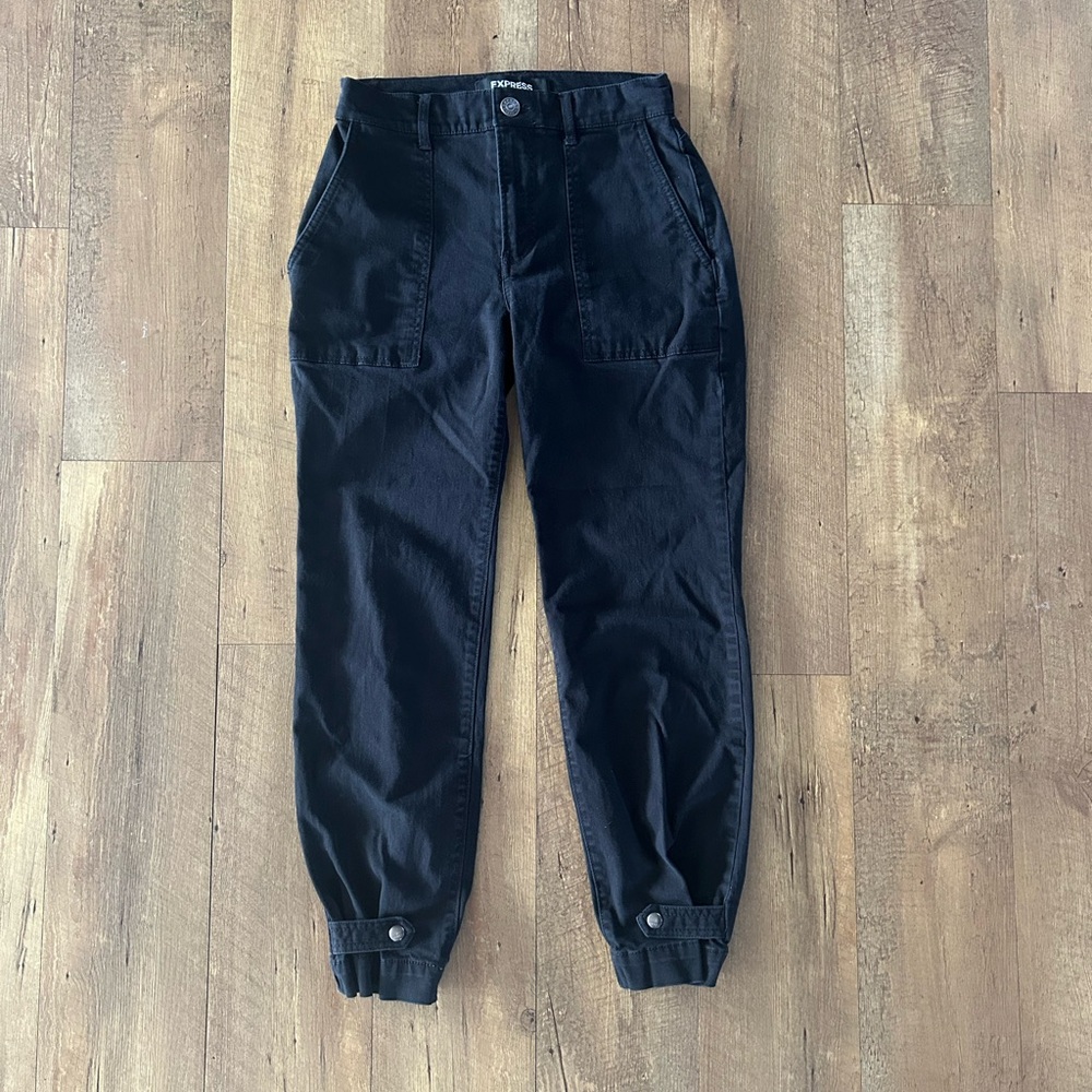 Express High Rise Cropped Straight Black Jogger Pants Size 0 Stretch